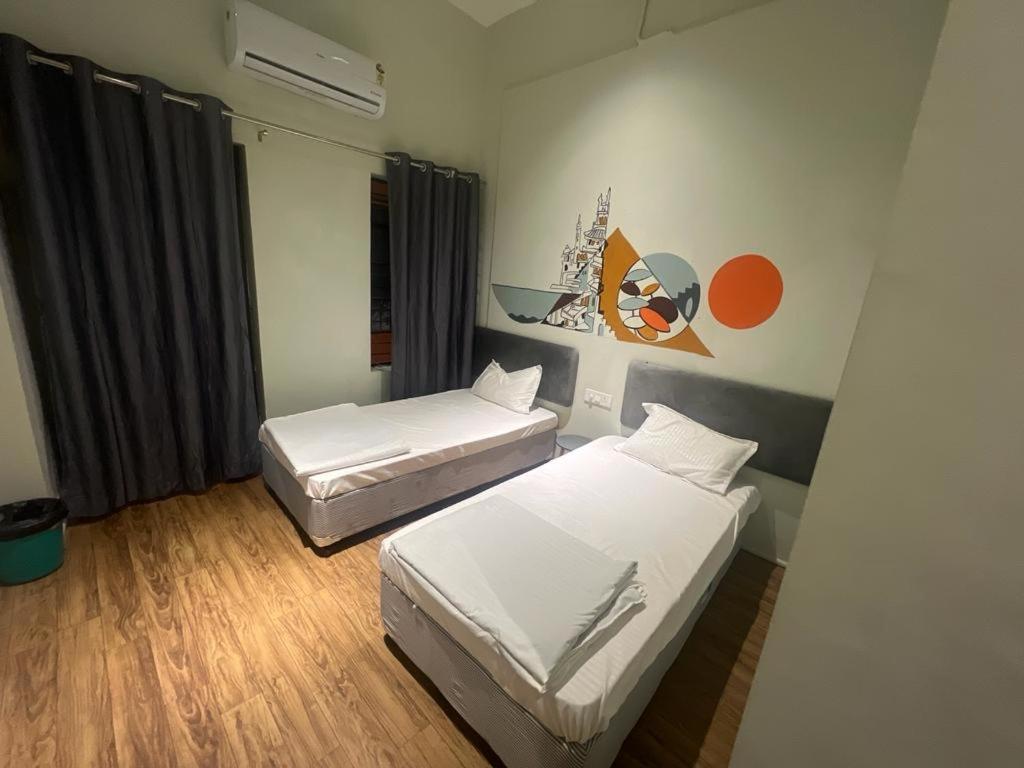 My Roomz Banaras 바라나시 외부 사진